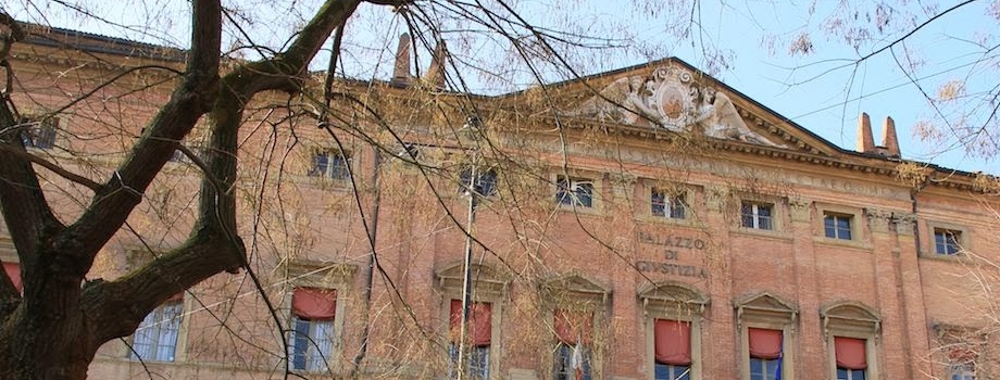 00-bologna-palazzo-ranuzzi.jpg